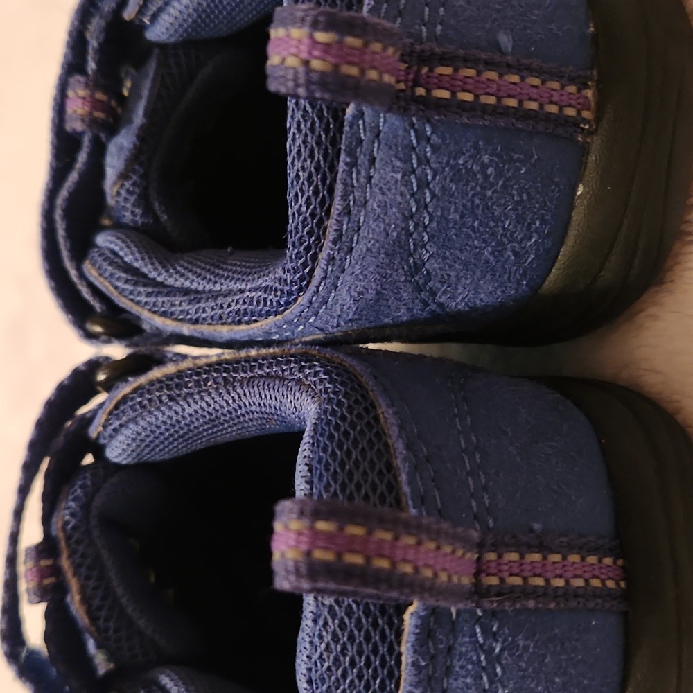 Keen Toddler Blue and Rainbow Sandals Size 7 - Picture 2 of 10